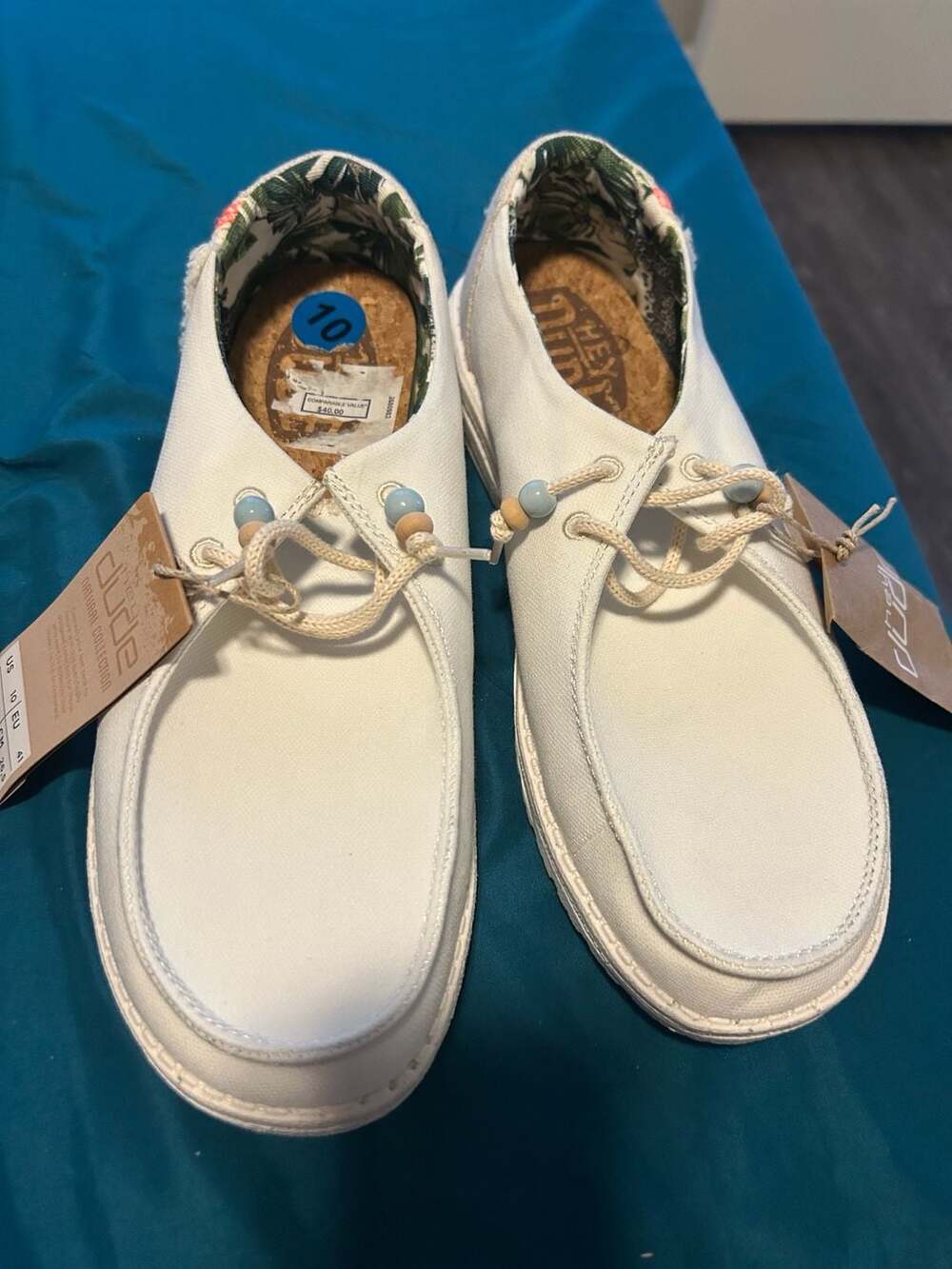 HEYDUDE Women's Wendy Natural Salt White Slip-On Casual Shoes - Picture 7 of 8